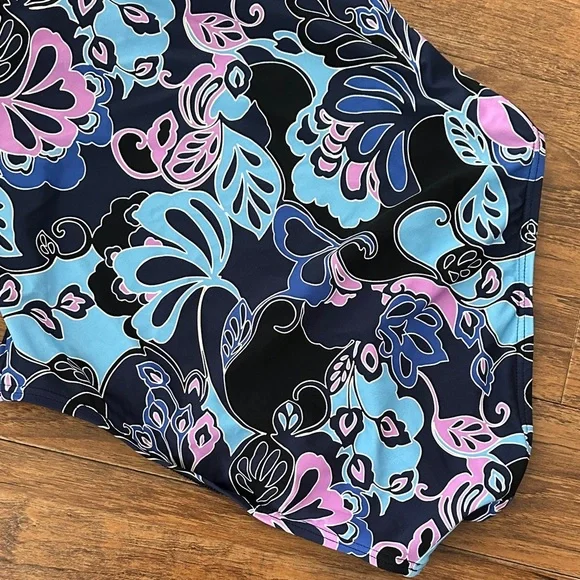 Loft Beach Floral Asymmetrical Bandeau Swimsuit - Picture 9 of 11